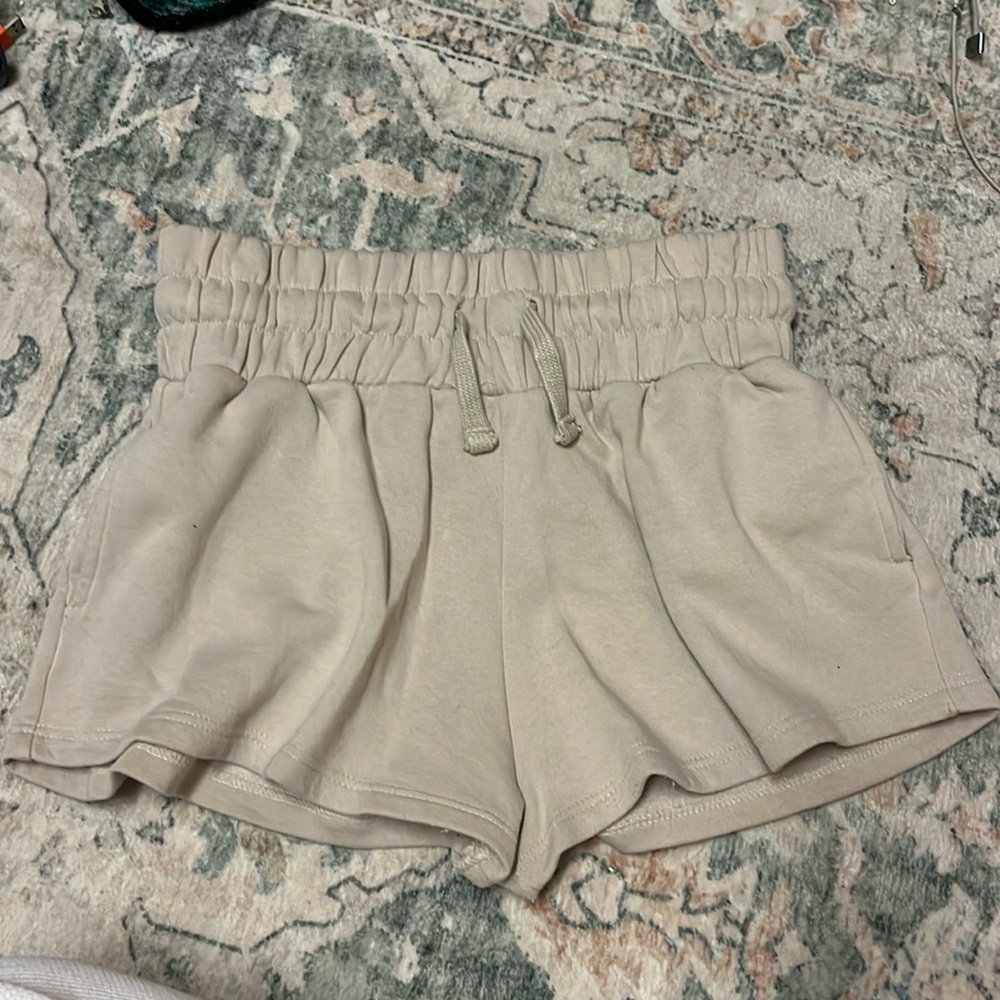 Khaki lounge shorts